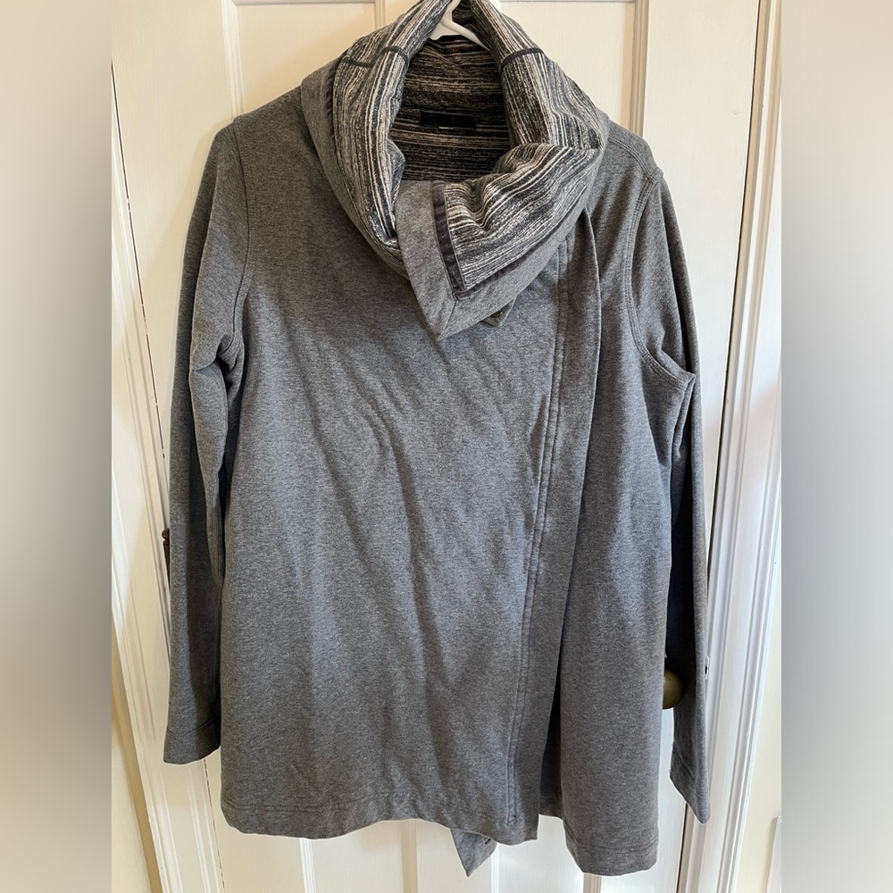 Lululemon Savasana Wrap Charcoal size 8